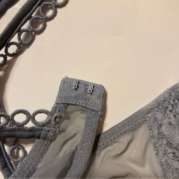 Victorias Secret Dream Angels 34B Lacey Padded Bra Underwire Adjustable - Picture 10 of 12